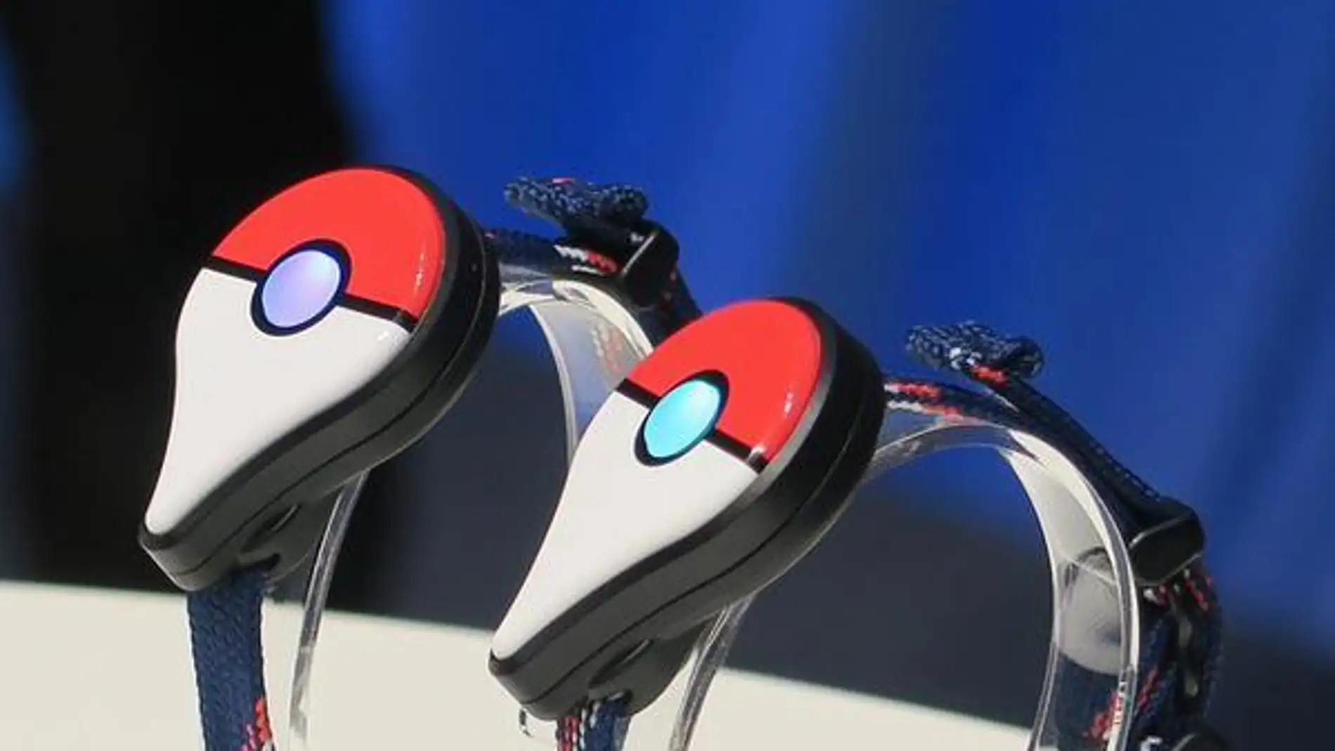 Pokémon Go Plus 1