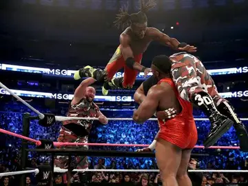 Combate de seis luchadores por equipos Combate de seis luchadores por equipos