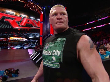 Brock Lesnar vuelve a ‘Raw’ y tiene hambre de campeón