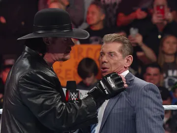 Undertaker vuelve a ‘Raw’ para un cara a cara con Vince McMahon Undertaker vuelve a ‘Raw’ para un cara a cara con Vince McMahon