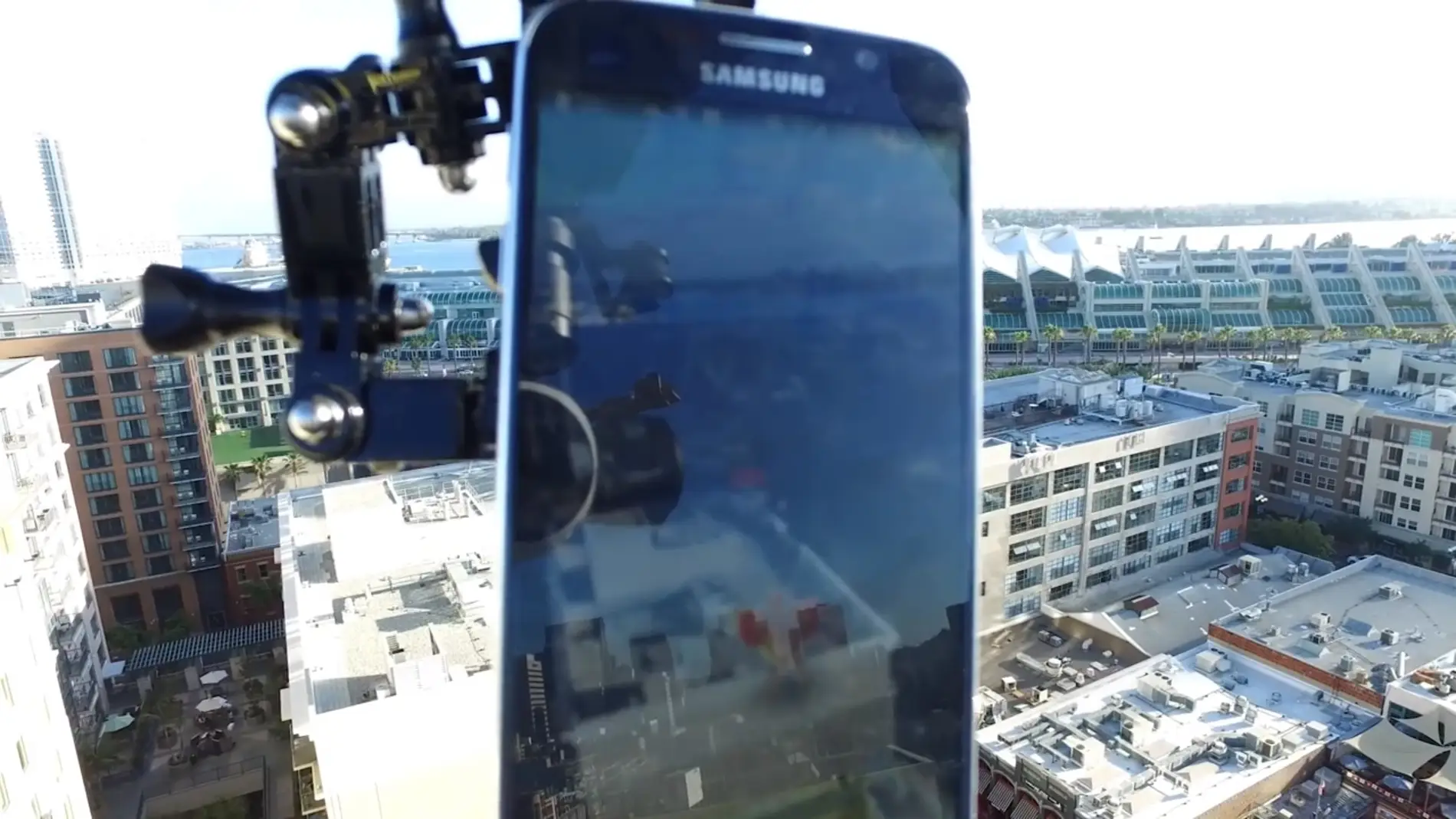 Dron con Pokémon GO