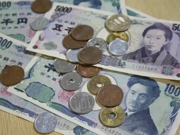 Yenes japoneses Yenes japoneses