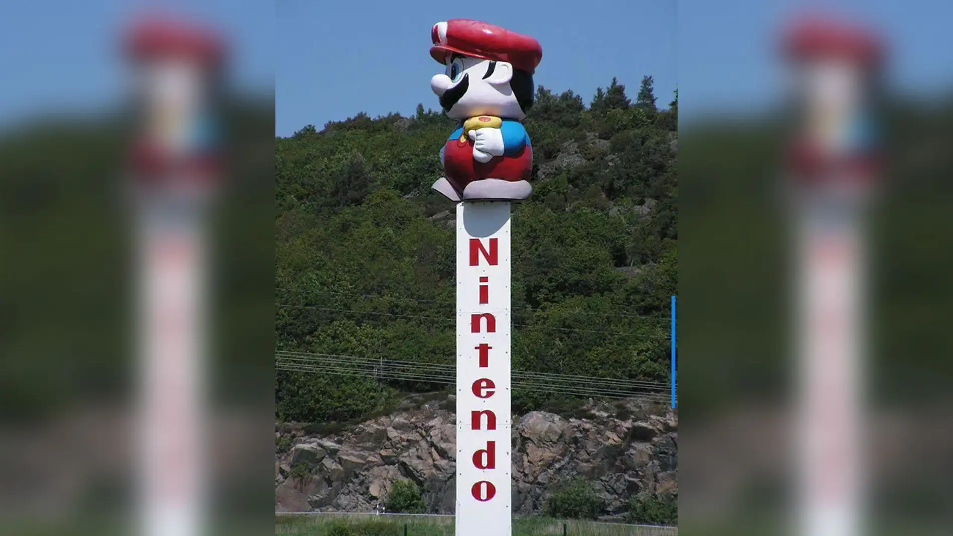 Antigua estatua de Super Mario