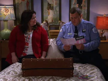 Mike y Molly quieren ser padres Mike y Molly quieren ser padres