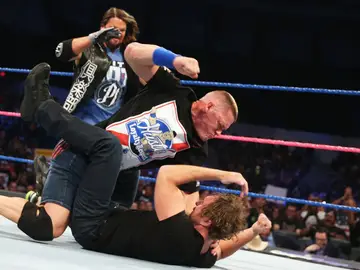 AJ Styles, Ambrose y John Cena se citan para No Mercy en 'SmackDown' AJ Styles, Ambrose y John Cena se citan para No Mercy en 'SmackDown'