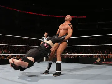 Consigue una entrada doble para WWE Live Barcelona o Bilbao Consigue una entrada doble para WWE Live Barcelona o Bilbao