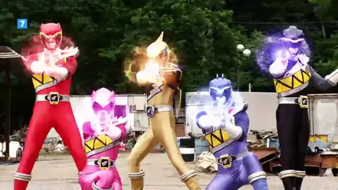 Frame 6.450283 de: Power Rangers Dino Super Charge y Power Rangers Ninja Steel se estrenan en Neox Kidz Frame 6.450283 de: Power Rangers Dino Super Charge y Power Rangers Ninja Steel se estrenan en Neox Kidz