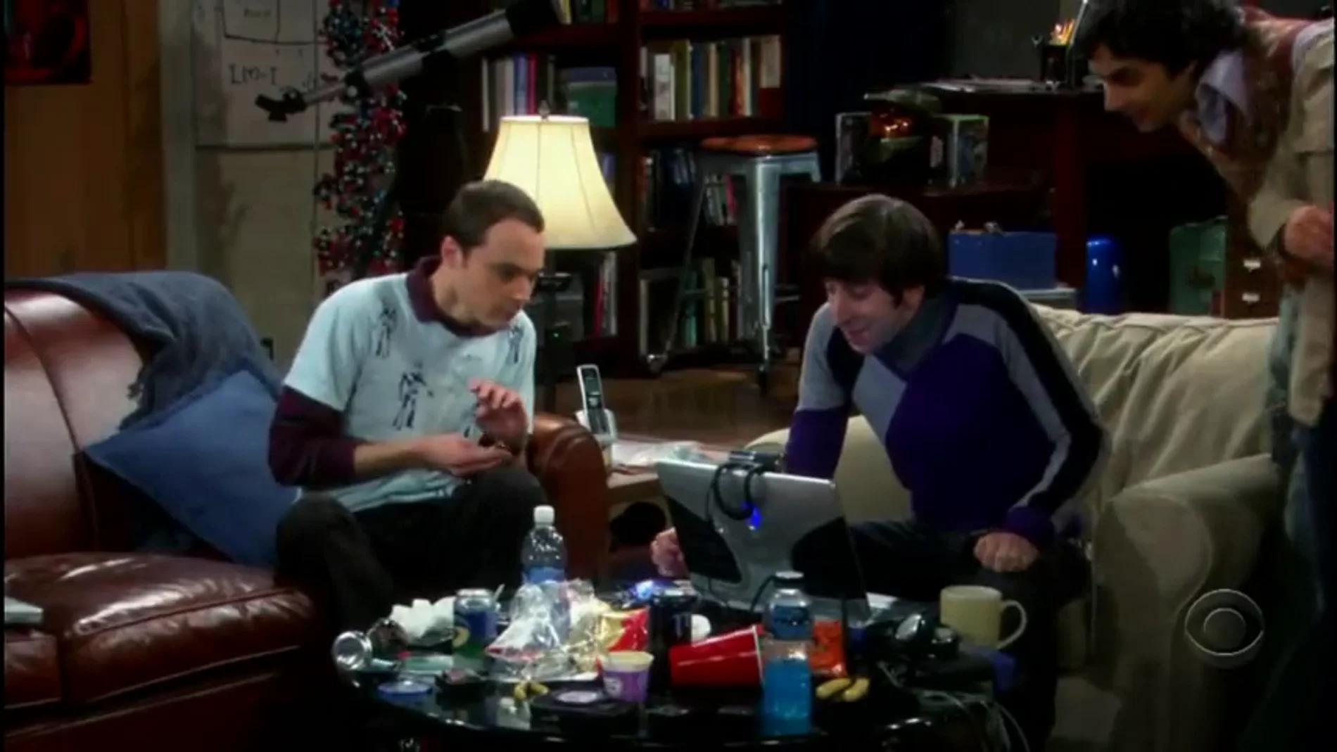 Frame 44.482129 de: The Big Bang Theory en checo