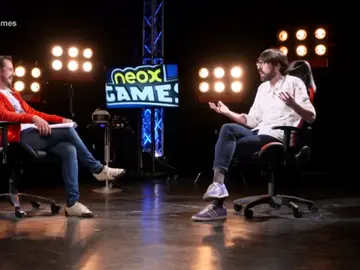 Frame 45.579095 de: Quique Peinado desvela cómo entrevistó a Marc Márquez en el cuarto de los gatos de la casa de El Rubius Frame 45.579095 de: Quique Peinado desvela cómo entrevistó a Marc Márquez en el cuarto de los gatos de la casa de El Rubius