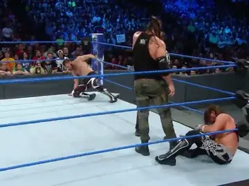 Frame 31.542857 de: ¡Dean Ambrose es el nuevo campeón intercontinental! Frame 31.542857 de: ¡Dean Ambrose es el nuevo campeón intercontinental!