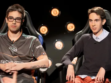 Kiko Béjar entrevista a los jugadores del equipo Lol Team Heretics Kiko Béjar entrevista a los jugadores del equipo Lol Team Heretics
