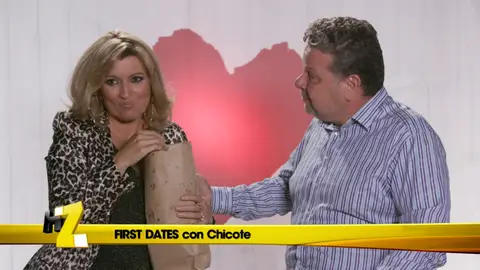 Chicote hace un poema a Terelu en 'First Date' Chicote hace un poema a Terelu en 'First Date'