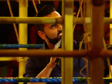Jinder Mahal abre el show para presentar la prisión de Punjabi a la WWE Jinder Mahal abre el show para presentar la prisión de Punjabi a la WWE