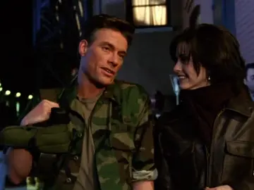 "Rachel me dijo que te morías por tener un 'Ménage à trois' conmigo y Drew Barrimore" "Rachel me dijo que te morías por tener un 'Ménage à trois' conmigo y Drew Barrimore"