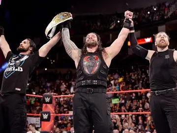 Roman Reigns, nuevo campeón Intercontinental Roman Reigns, nuevo campeón Intercontinental