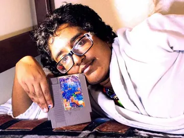 Noorul junto a su nuevo "amor" Noorul junto a su nuevo "amor"