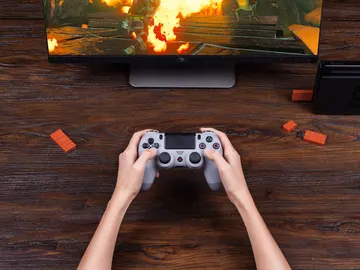 Dualshock 4 jugando a Nintendo Switch Dualshock 4 jugando a Nintendo Switch