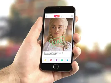 Daenerys Targaryen en Tinder Daenerys Targaryen en Tinder