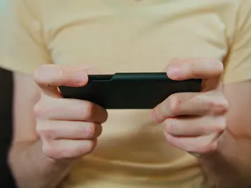 Jugando en móviles Jugando en móviles