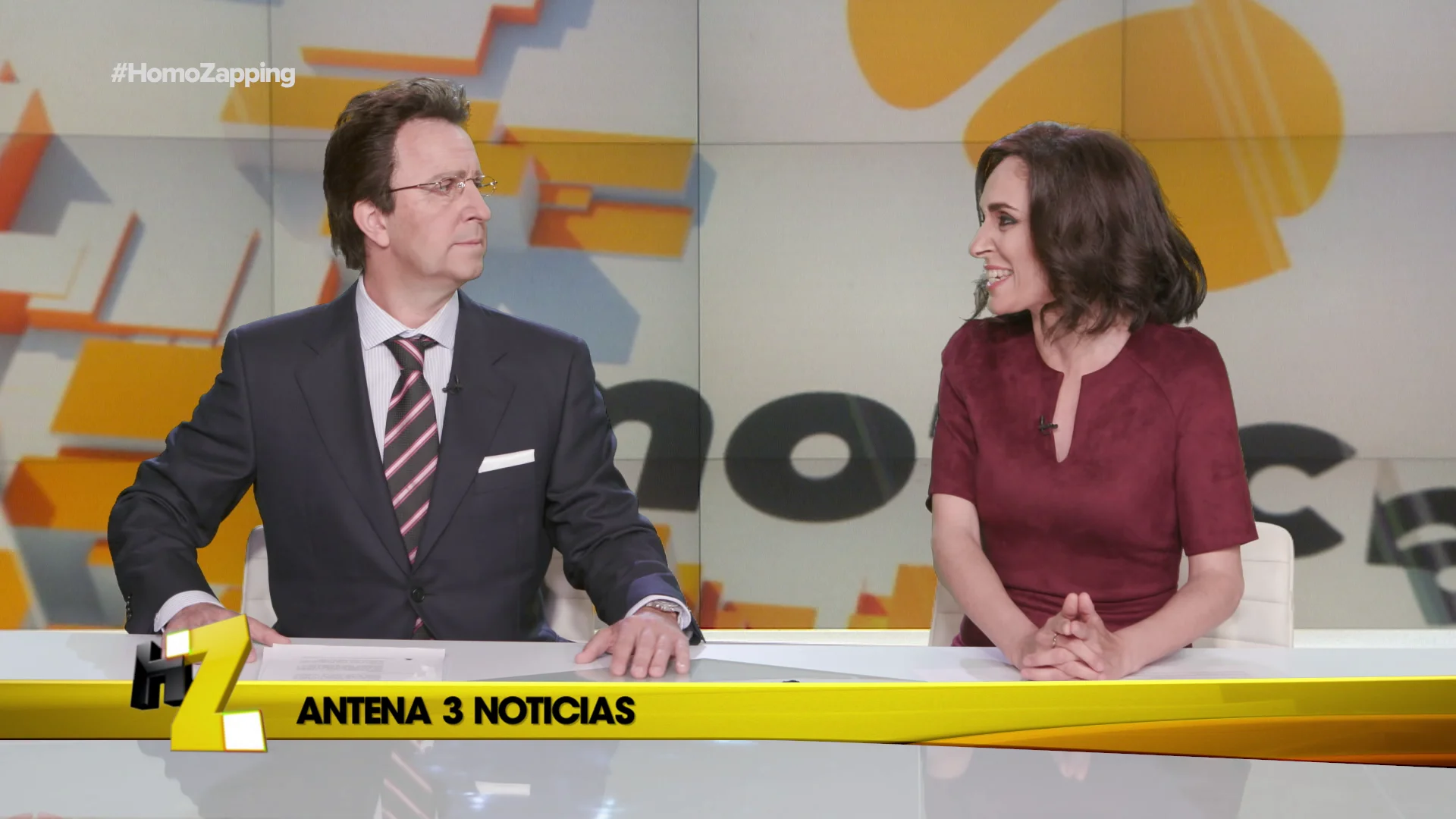 M&oacute;nica Carrillo se bate a chistes con Mat&iacute;as Prats