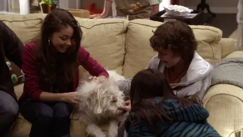 El nuevo fichaje peludo de la familia Dunphy El nuevo fichaje peludo de la familia Dunphy