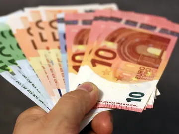 Euros Euros