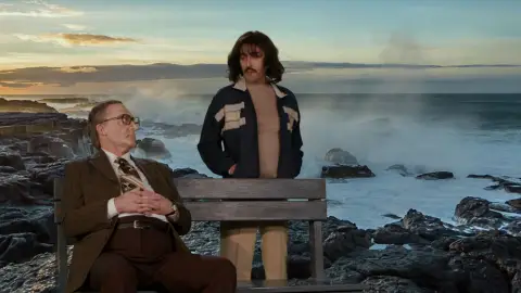 El 30 de diciembre, Homo Zapping Feliz Año Neox