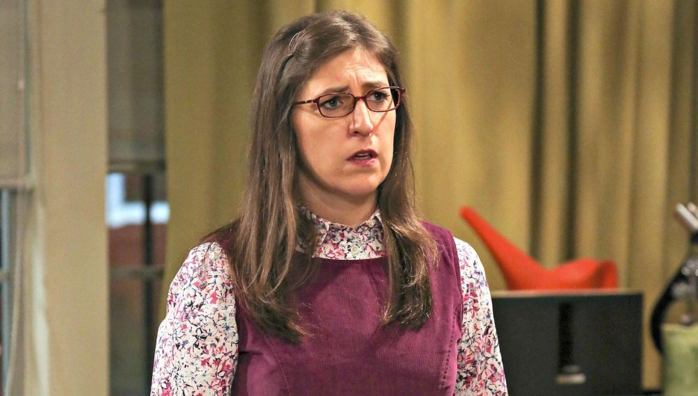 Mayim Bialik como Amy en 'The Big Bang Theory'