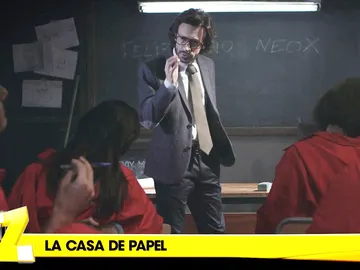 El 'sopoiler' del profesor y toda la banda en La casa de papel El 'sopoiler' del profesor y toda la banda en La casa de papel