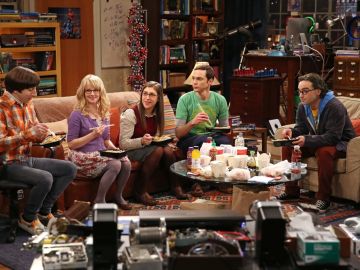 The Big Bang Theory - Temporada 6 - Capítulo 24: La reacción de la despedida The Big Bang Theory - Temporada 6 - Capítulo 24: La reacción de la despedida