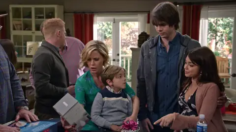 Claire Dunphy Modern family