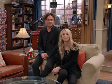 Johnny Galecki y Kaley Couco Johnny Galecki y Kaley Couco