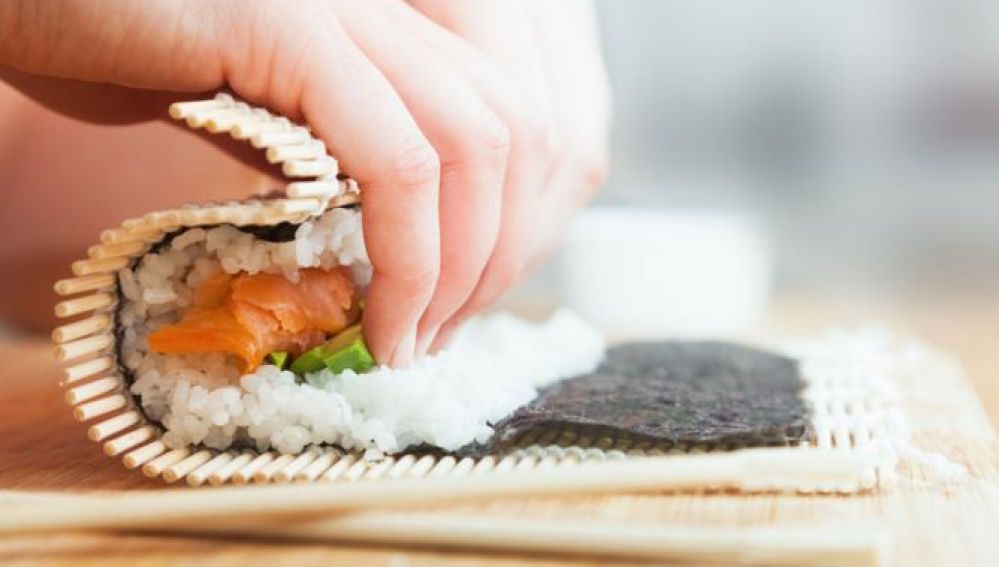 Utensilios y trucos para hacer sushi en casa