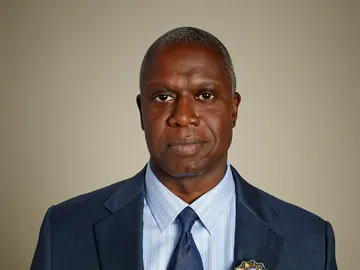 Capitán Raymond Holt Capitán Raymond Holt