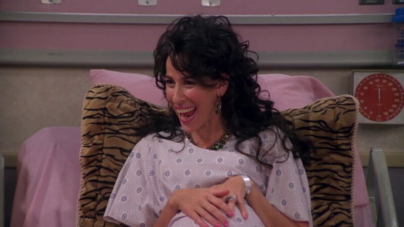 Janice y Rachel comparten habitación en el hospital