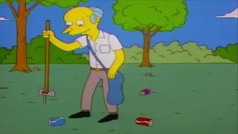 Lisa enseña al señor Burns a reciclar momento destacado