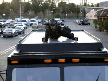 Hondo se juega la vida deteniendo a dos criminales Hondo se juega la vida deteniendo a dos criminales