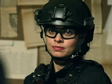 Dos agentes corruptos son detenidos por los S.W.A.T. Dos agentes corruptos son detenidos por los S.W.A.T.