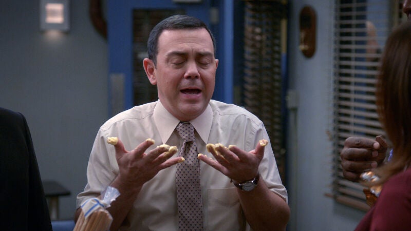 El regalo sorpresa para el capitán Holt que todos revientan