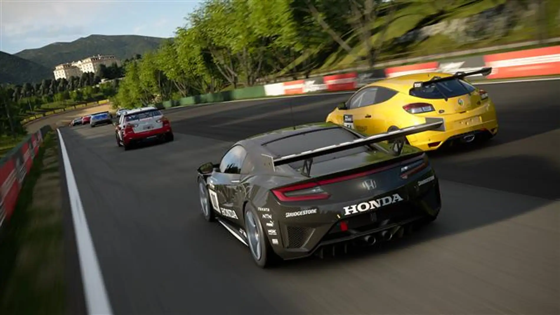 Gran Turismo 7 pisa el acelerador y confirma su fecha de lanzamiento en PS4  y PS5 - VÍDEO
