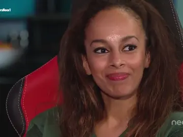 Los compañeros de Aria no quieren que sea la primera expulsada Los compañeros de Aria no quieren que sea la primera expulsada