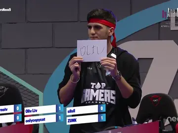 Los concursantes de 'Top Gamers Academy' salvan a Oliv Liv Los concursantes de 'Top Gamers Academy' salvan a Oliv Liv