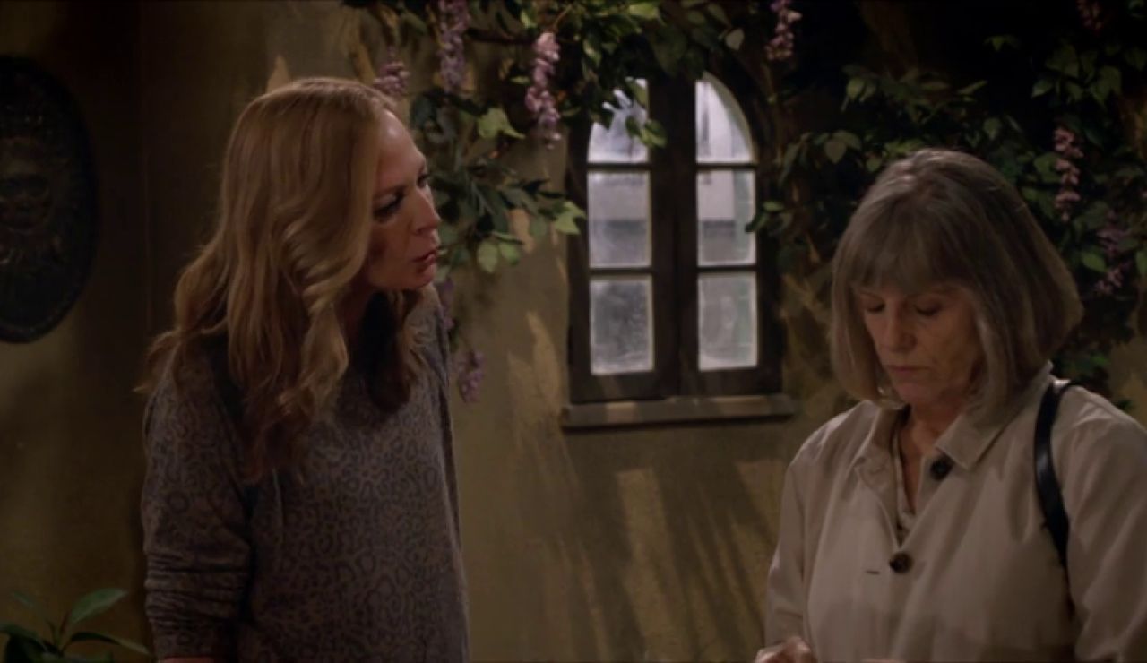 La fiesta de pijamas de Bonnie acaba sacando a la luz un secreto