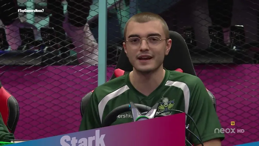 Stark es el primer concursante de los 'Calvalleros' en ser bloqueado