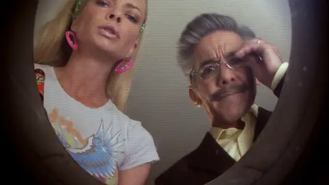 Joy aporta una pista Me llamo Earl