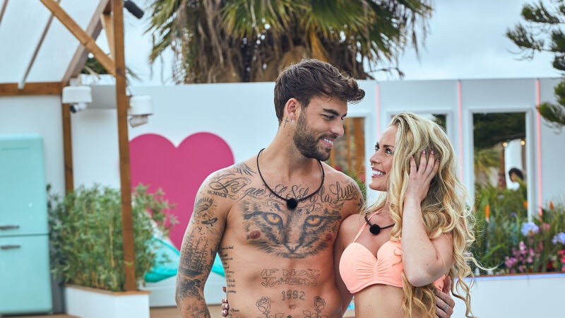 ¡Un auténtico flechazo! Jesús y Fiona hacen 'match' en su primer contacto: 