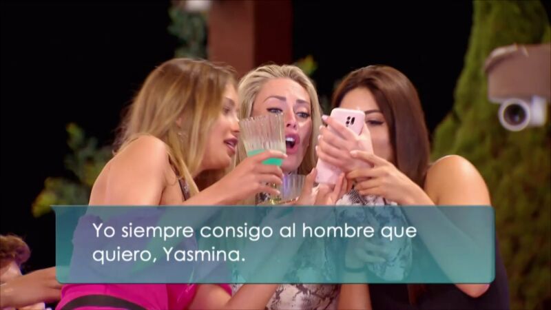 El juego del 'Yo nunca' acaba abruptamente: ¿de quién son esos mensajes?