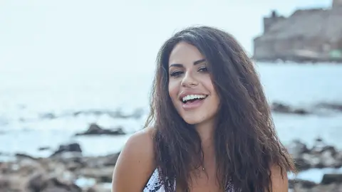 Yas: una bomba inconformista love island