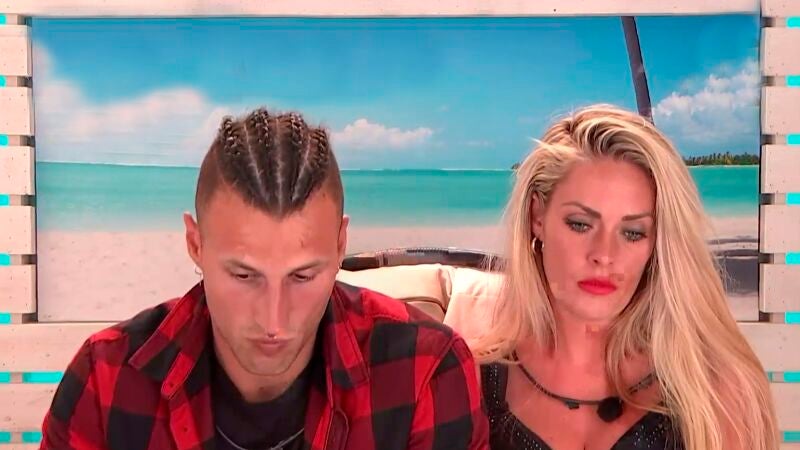 Esta noche tú decides quién debe abandonar la Villa de 'Love Island'