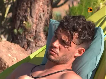 Emoción en la villa Emoción en la villa